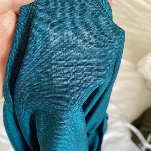 Nike Dri-Fit tank, teal and neon green, size S - Picture 4 of 4